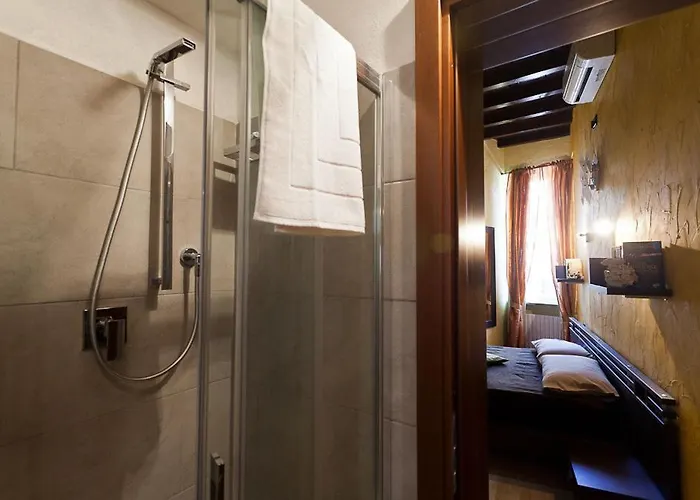 Oda ve Kahvaltı Parmacentro 3*